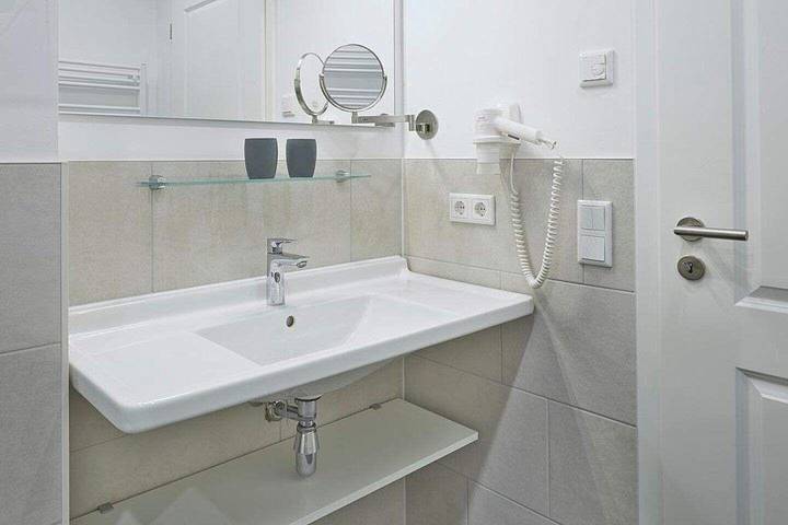 Ferienwohnung für 4 Personen, mit Sauna und Balkon in Börgerende-Rethwisch - 3