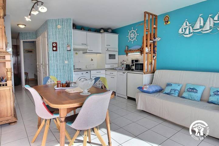 Gîte pour 2 personnes, avec terrasse et piscine à Ploemeur - 3