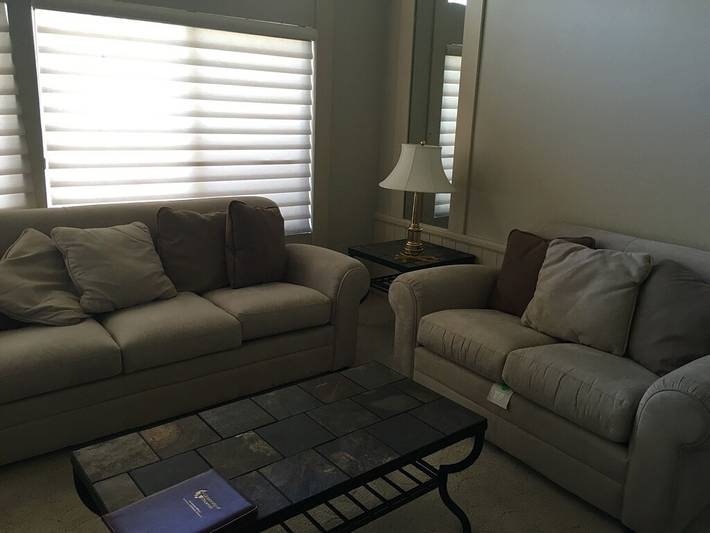 Vacation rental for 10 people, with hot tub and pool as well as yard and balcony in Santa Ana