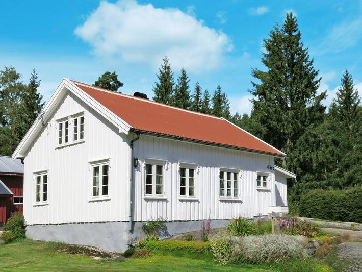 Ferienhaus für 6 Personen, mit Terrasse und Garten in Grimstad