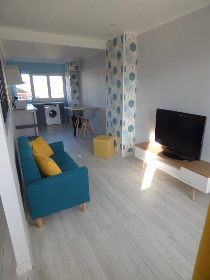 Appartement entier, L'Échappée Calaisienne - Cosy Vue Place d'Armes in Calais, Région de Calais