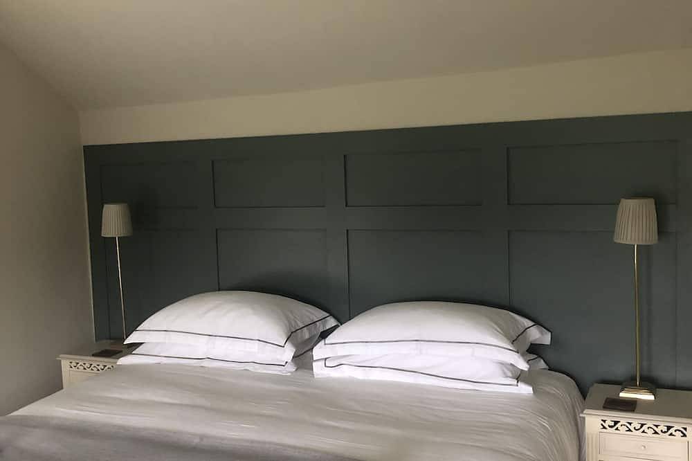 Luxury Cottage, Peak District, Derbyshire, Carsington Lake views, Starlink Wifi in Hopton (Derbyshire), Derbyshire