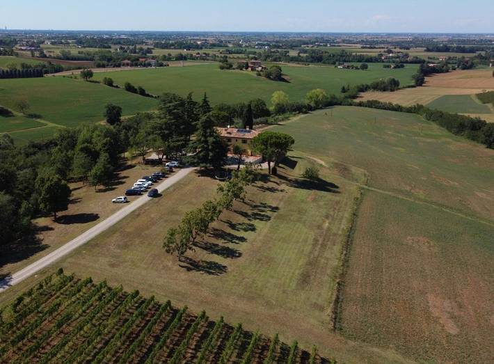 B&b per 2 persone, con Terrazza e Giardino nonché Panorama a Castel San Pietro Terme
