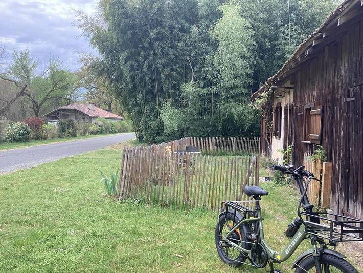 Location de vacances pour 4 personnes, avec jardin dans Losse