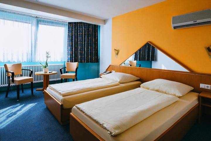 Hotel für 4 Personen in Weil am Rhein