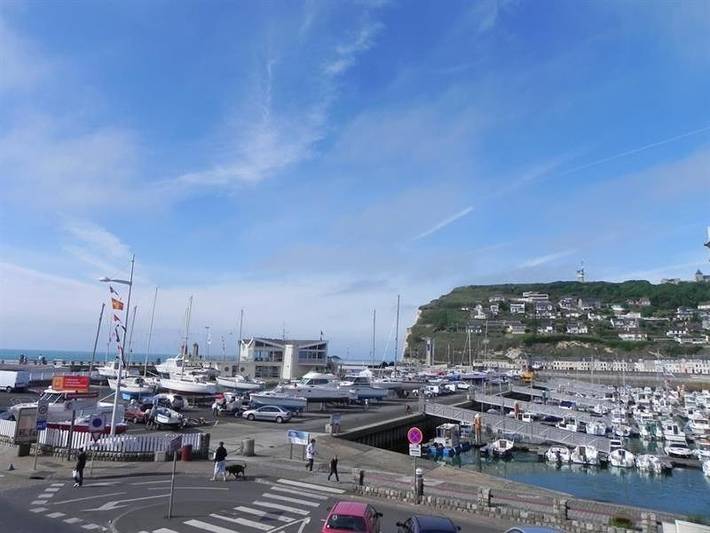 Gîte pour 4 personnes, avec balcon et vue dans Port De Fecamp