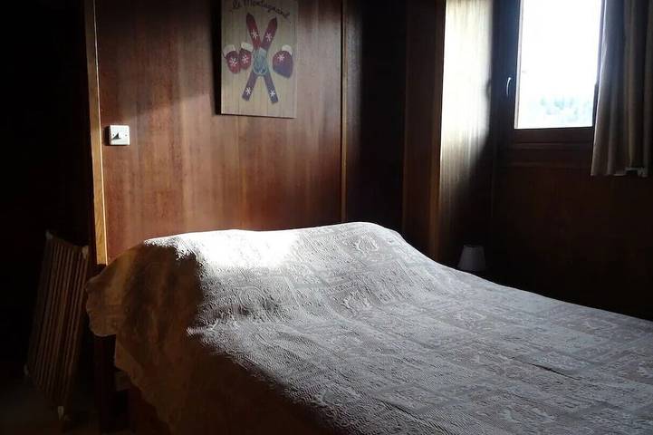 Gîte pour 10 personnes, avec terrasse et jardin à Chastreix - 4