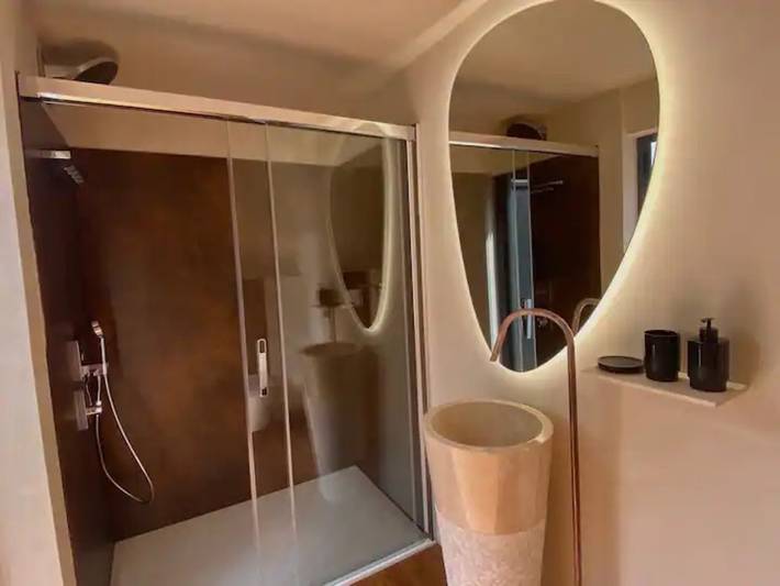 Location de vacances pour 2 personnes, avec jardin et jacuzzi dans Plage de la Ville Berneuf - 3
