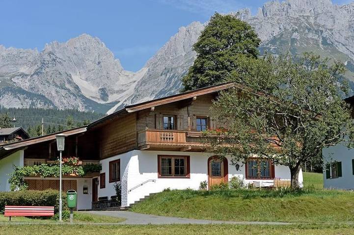 Ferienhaus für 6 Personen, mit Balkon und Garten