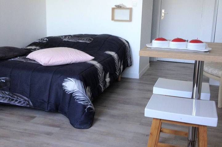 Gîte pour 2 personnes, avec terrasse dans Port Gregau - 2
