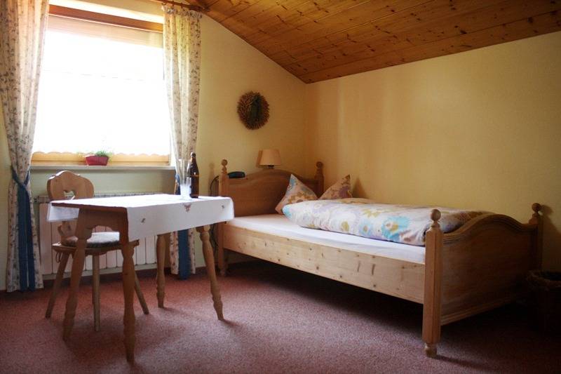 Entire holiday apartment, Haus Scharmer - single room in Prien, Prien am Chiemsee