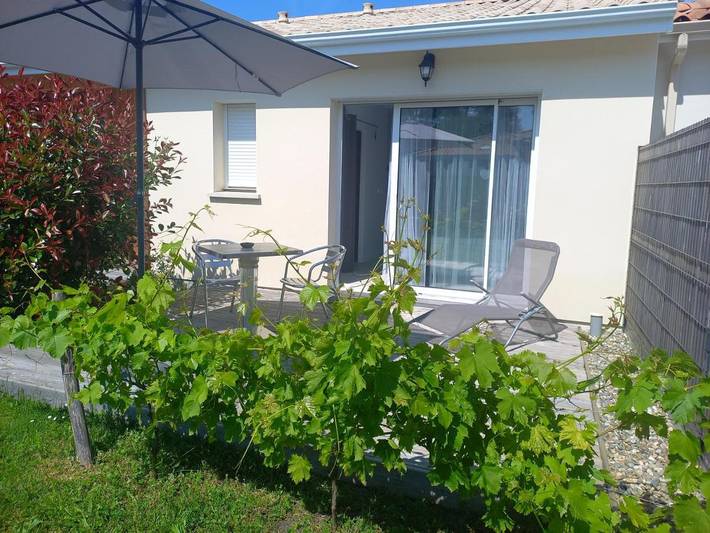 Gîte pour 2 personnes, avec jardin ainsi que terrasse et vue à Pessac - 4