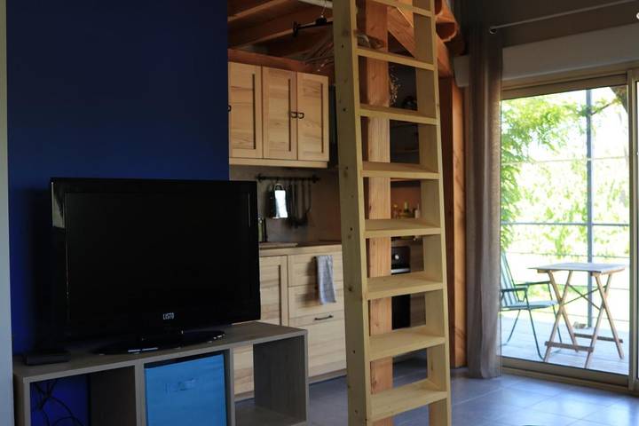 Location de vacances pour 4 personnes, avec vue et balcon à Lablachère - 4