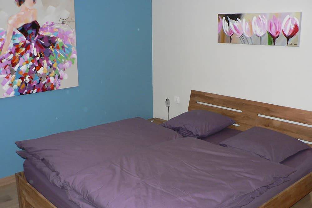 Entire apartment, Beautiful apartment in the heart of the medieval town with private garage in Ribeauvillé, Parc naturel régional des Ballons des Vosges