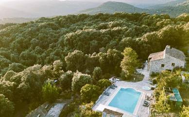 Chambre d’hôte pour 2 personnes, avec piscine ainsi que jacuzzi et jardin en Corse-du-Sud