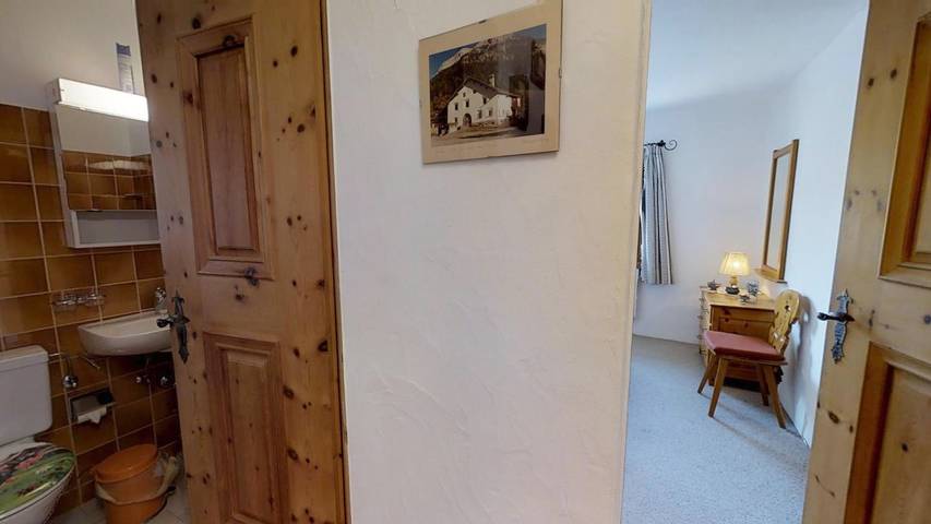 Ferienwohnung für 4 Personen, mit Ausblick und Garten in La Punt-Chamues-ch - 3