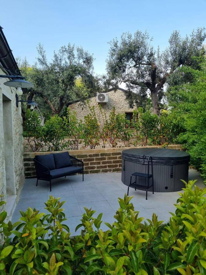 Bungalow für 2 Personen, mit Garten und Sauna sowie Whirlpool und Pool in den Abruzzen - 2