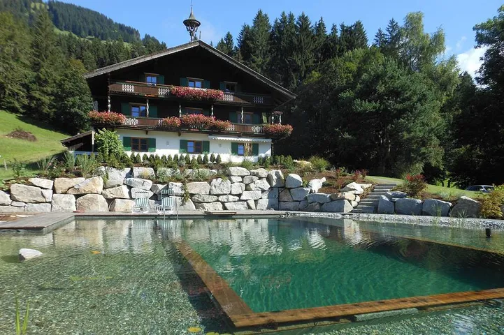 Bauernhof auf Sonnenplateau mit großem Appartement für 10-12 Pers.*Schwimmteich* in Brixen im Thale, Kaisergebirge