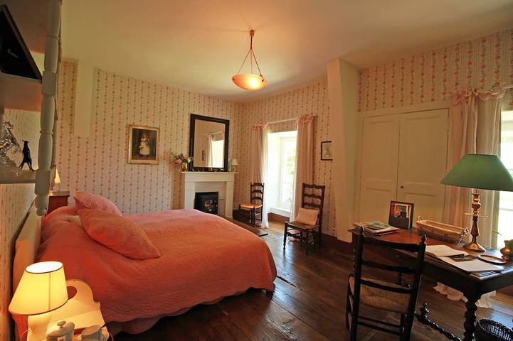Chambre d’hôte pour 4 personnes, avec Jardin à Royères