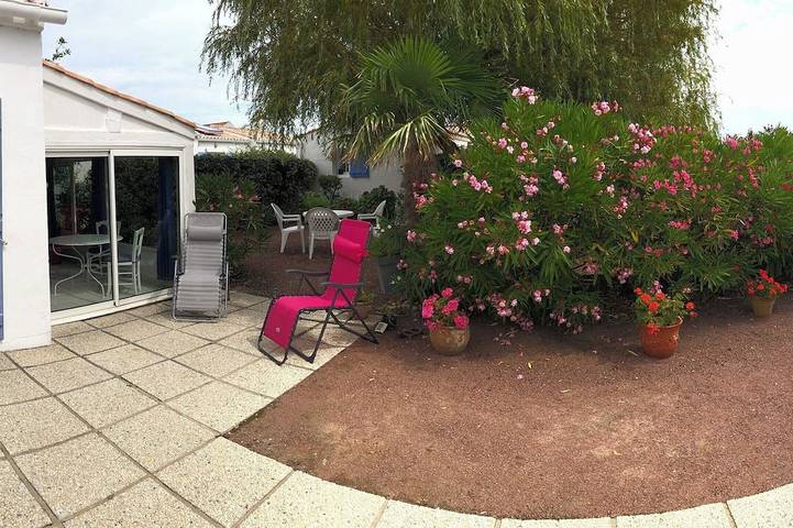 Villa pour 4 personnes, avec jardin et terrasse