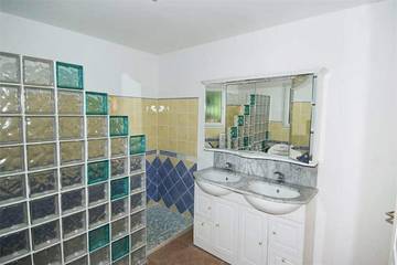 Villa pour 4 Personnes dans Roquebrune-sur-Argens, Région de Draguignan, Photo 4