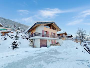 Ferienhaus für 8 Personen, mit Garten und Terrasse sowie Sauna, mit Haustier in Nendaz