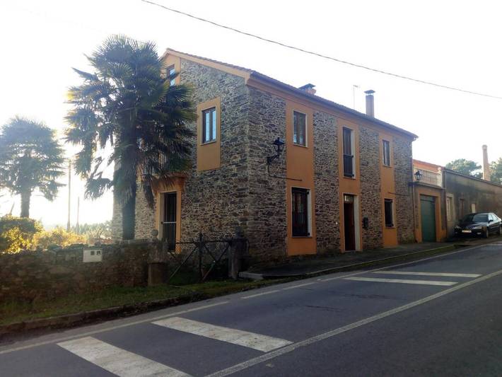 Casa rural para 2 personas, con Balcón y Terraza además de Jardín y Piscina en Provincia de La Coruña - 3