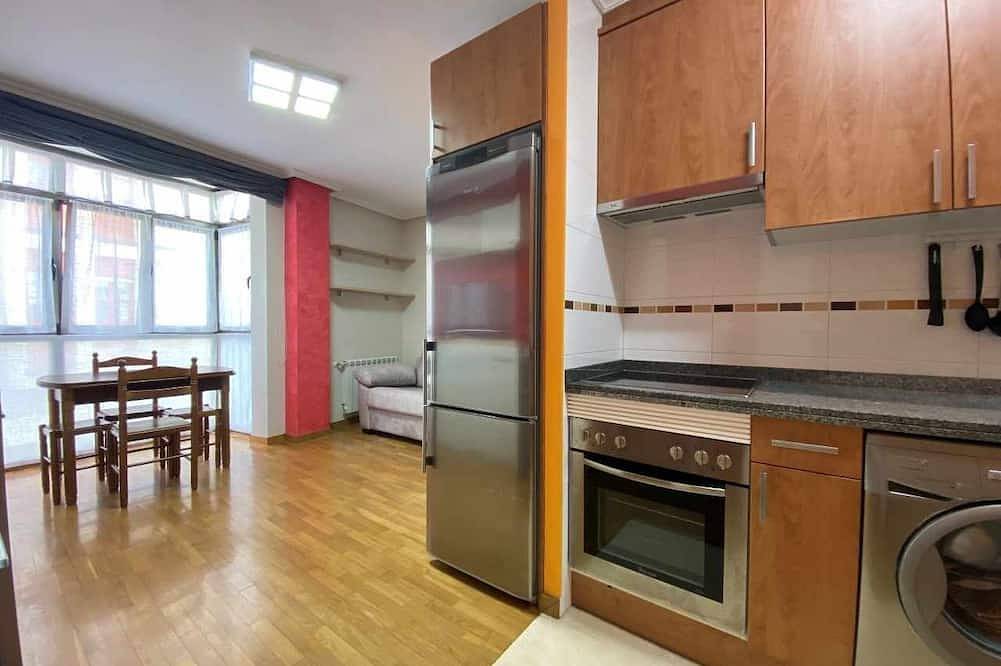 Entire apartment, La Magdalena, cozy apartment in Villaviciosa in Villaviciosa, Costa Verde (Spain)