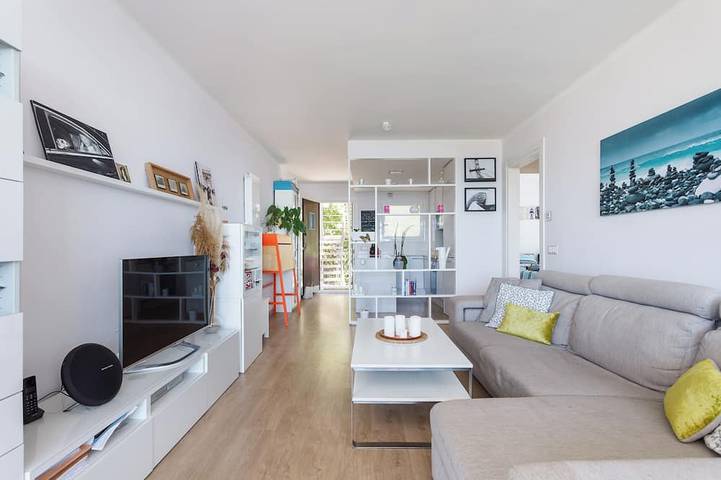 Ganze Wohnung, Schöne Wohnung mit fantastischem Meerblick in Castelldefels, Baix Llobregat