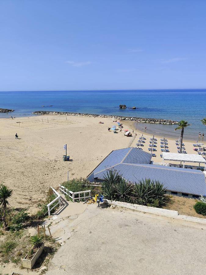 Ganze Wohnung, Three-Bedroom Apartment in Scoglitti, Vittoria