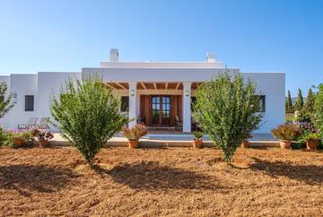 Finca in Santa Eulària des Riu, Ibiza Osten für 5 