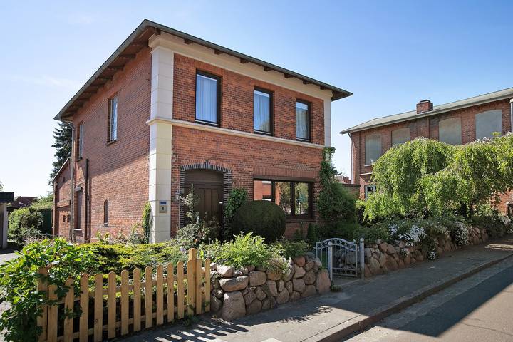 Ferienhaus für 4 Personen, mit Garten in Wesselburen