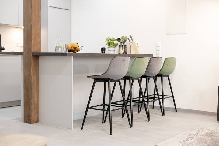 Ferienwohnung für 5 Personen, mit Balkon und Sauna sowie Seeblick in Konstanz