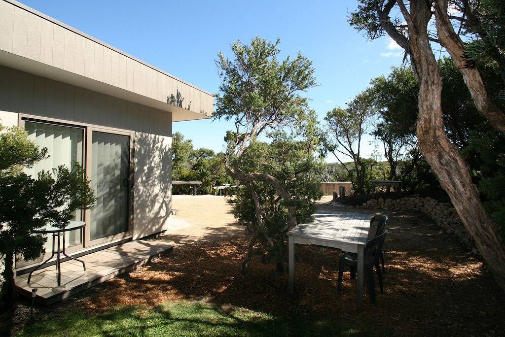 Log Cabin for 2 People in Melbourne, Mornington Peninsula