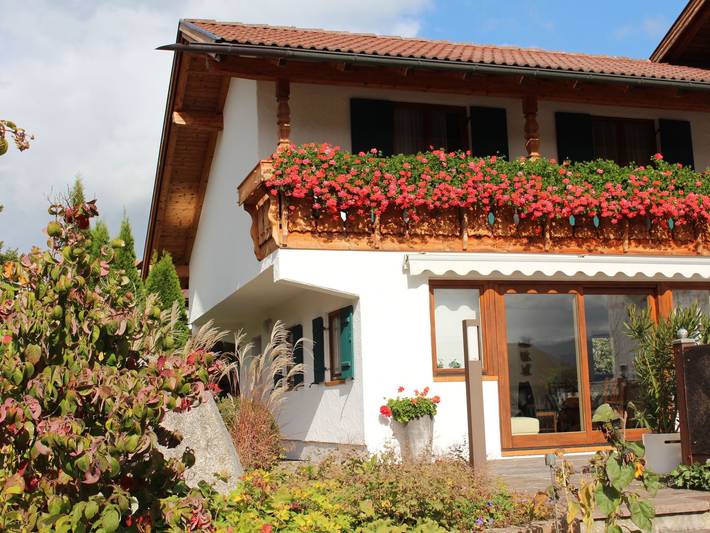 Ferienhaus für 4 Personen, mit Balkon und Terrasse sowie Garten in Lechbruck am See