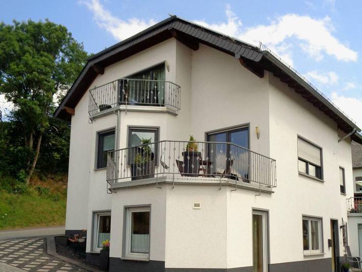 Ferienwohnung für 2 Personen, mit Terrasse in Ulmen