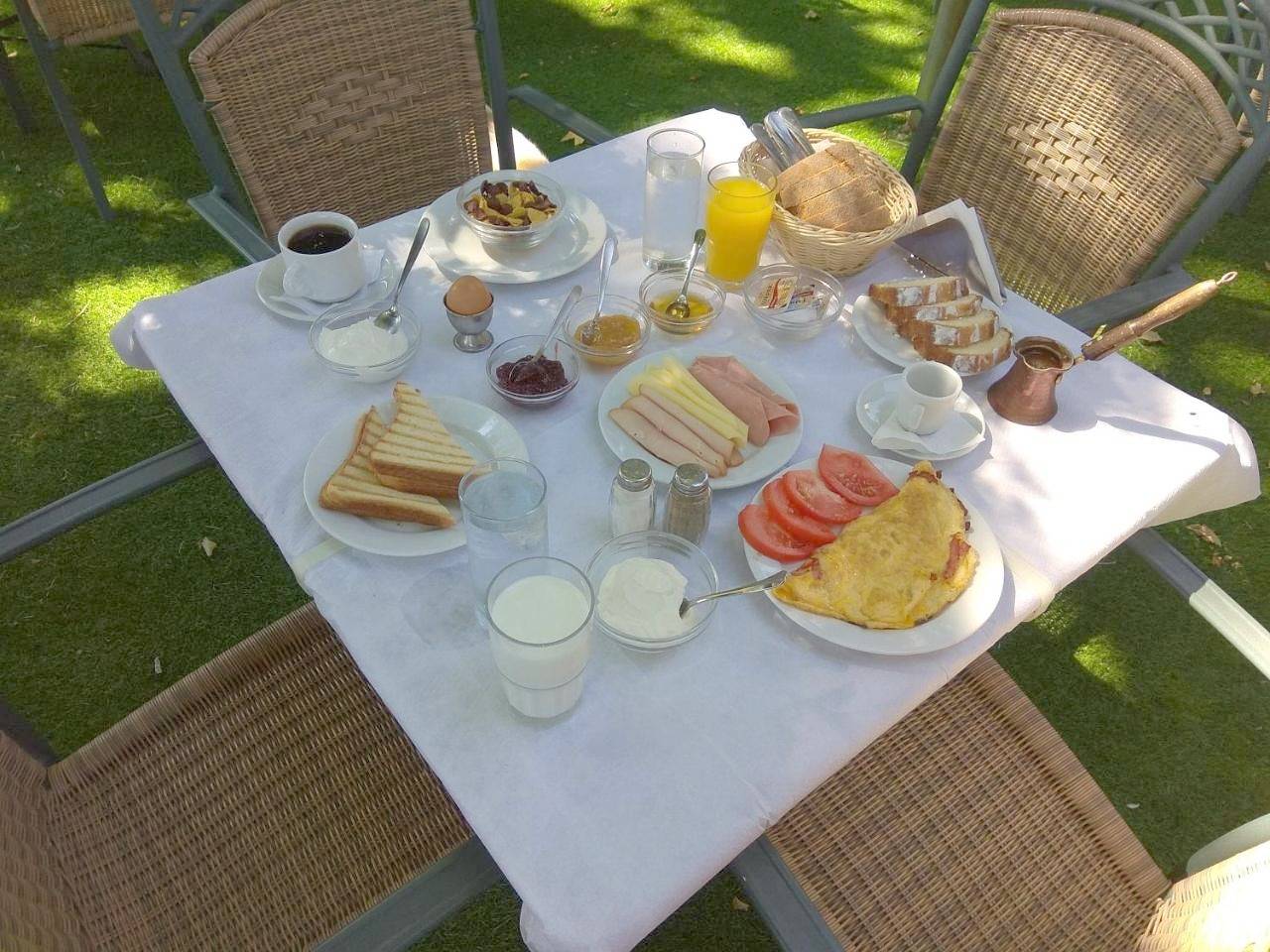 Hermes Hotel in Chorefto, Zagora