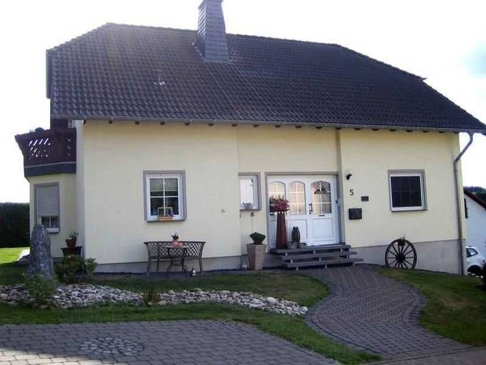 Ferienwohnung für 4 Personen, mit Balkon in Ulmen