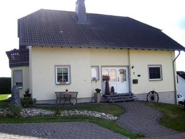 Ferienwohnung für 4 Personen, mit Balkon in Ulmen
