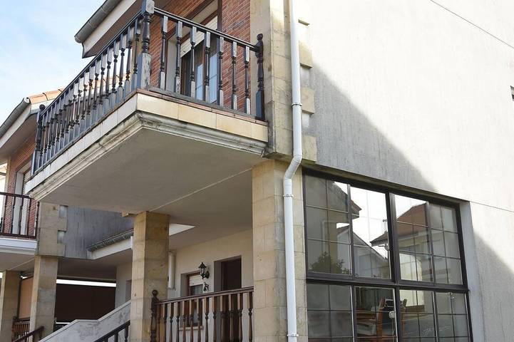 Villa pour 6 personnes, avec jardin - 1