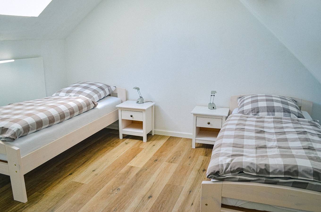 Ferienhaus 'Kutschenhaus' mit gemeinsamer Terrasse, Garten und Wlan in Neuenrade, Märkischer Kreis