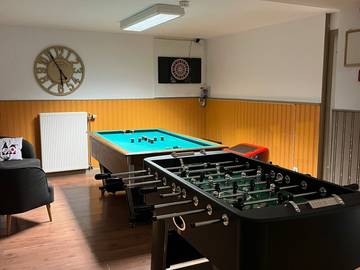 Villa pour 32 Personnes dans Vresse-sur-Semois, Région de Namur, Photo 1