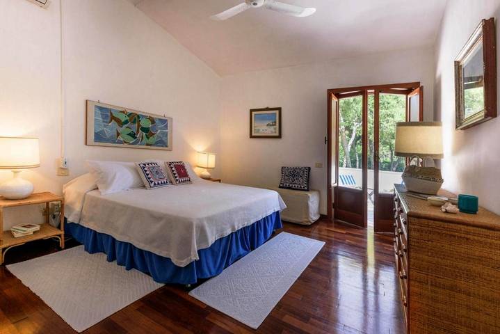 Location de vacances pour 14 personnes, avec vue ainsi que piscine et jardin à San Cataldo - 2