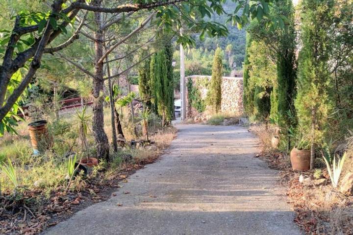 Casa rural para 6 personas, con jardín además de vistas y piscina en Parc Natural de la Serra d'Espadà - 3