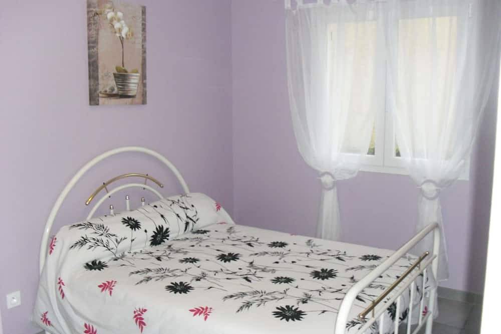 Vacation villa rental in Montagnac, Côte d'Améthyste