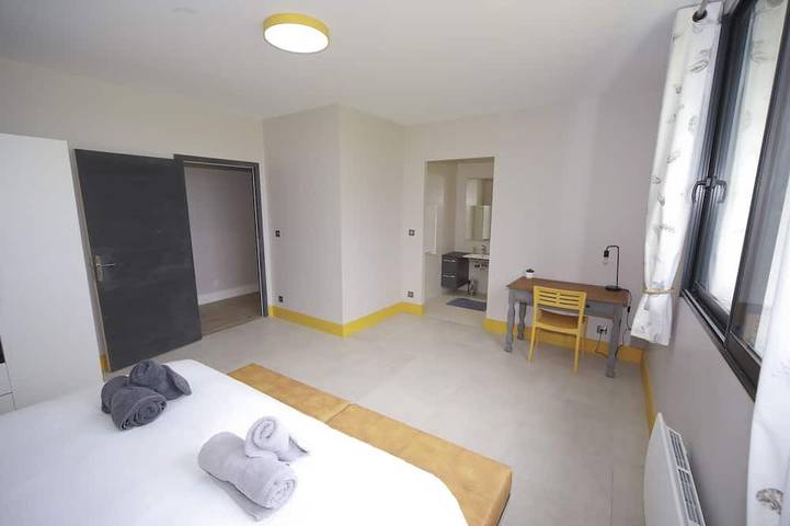 Location de vacances pour 15 personnes, avec jardin à Saint-Cyr-sur-Morin - 4