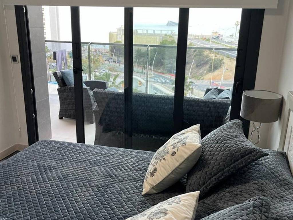 Entire apartment, Apartment 'Sunset Waves' with Sea View, Wi-Fi and Air Conditioning in Benidorm, Costa Blanca
