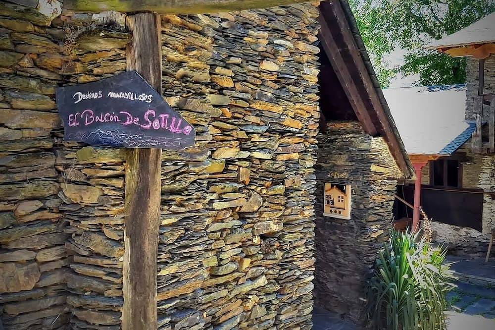 El Balcón de Sotillo. Cerca de Las Médulas in Benuza, El Bierzo