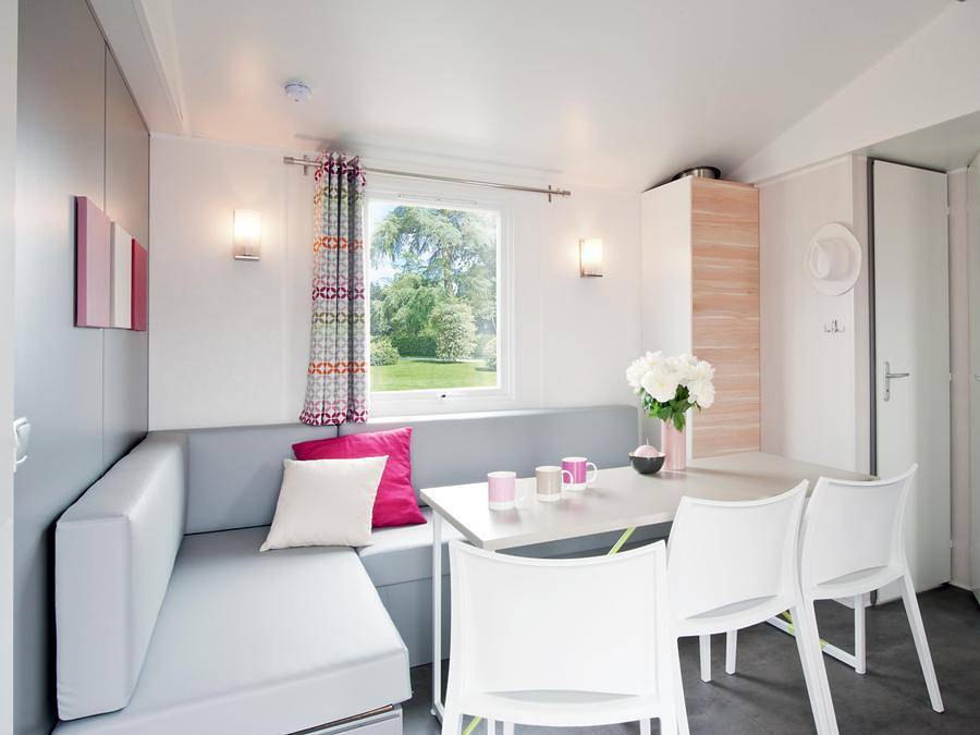 Flower Camping le Peyrelade - Mobilhome 6 personas - Mobil-home clásico de 3 dormitorios + terraza in Rivière-sur-Tarn, Parc naturel régional des Grands Causses