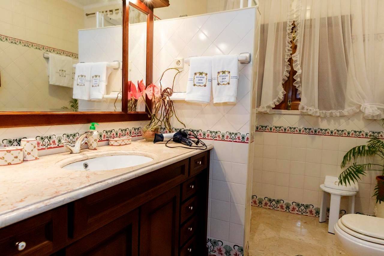Double Room in Minde, Parque Natural das Serras de Aire e Candeeiros